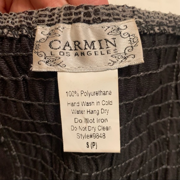 Snake python print zip up bustier top 💗 - Picture 5 of 9